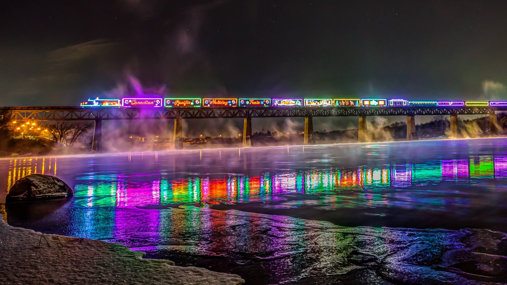 CANADIAN PACIFIC HOLIDAY TRAIN IS COMING TO TOWN - Z93