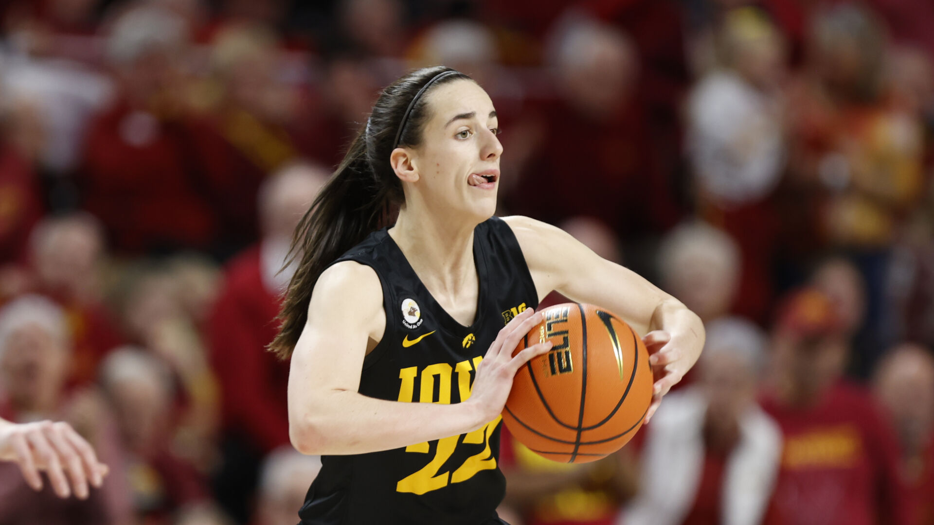 Iowa Women's Basketball Breaks Attendance Record - Z93